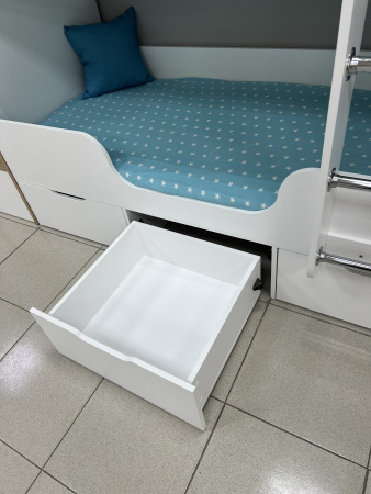 Двухъярусная кровать Малыши Двойняшки 180х80 (велюр + белый) от Династия Kids